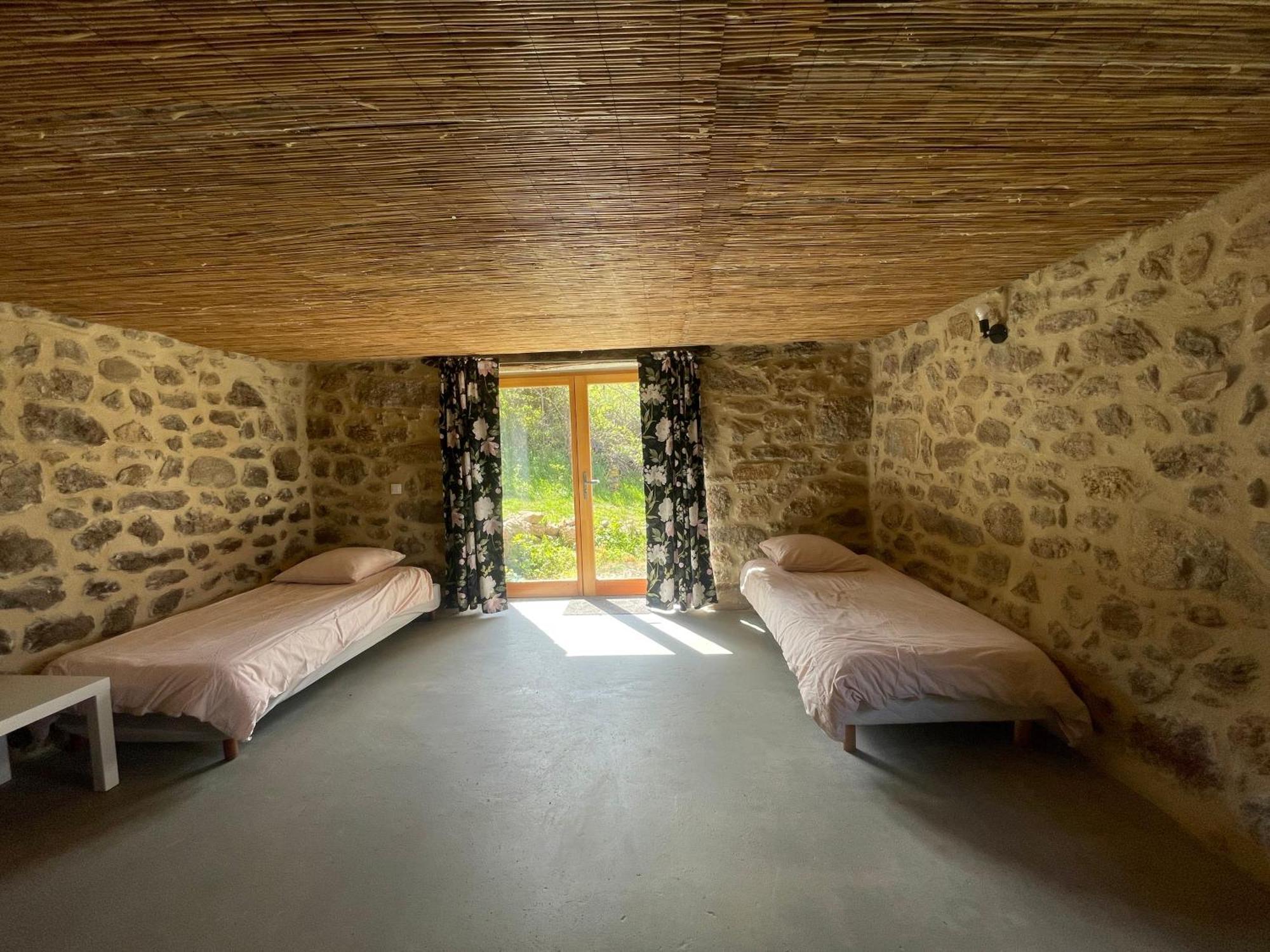 Bed and Breakfast La Beatitude Malaurier Екстер'єр фото
